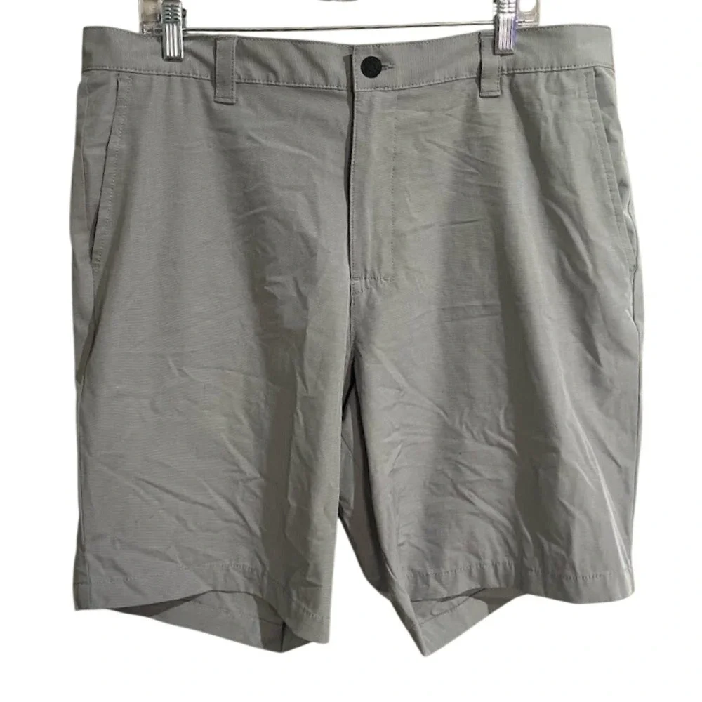 Banana Republic Shorts Mens 40 Grey Excellent Core Temp Performance Microstripe